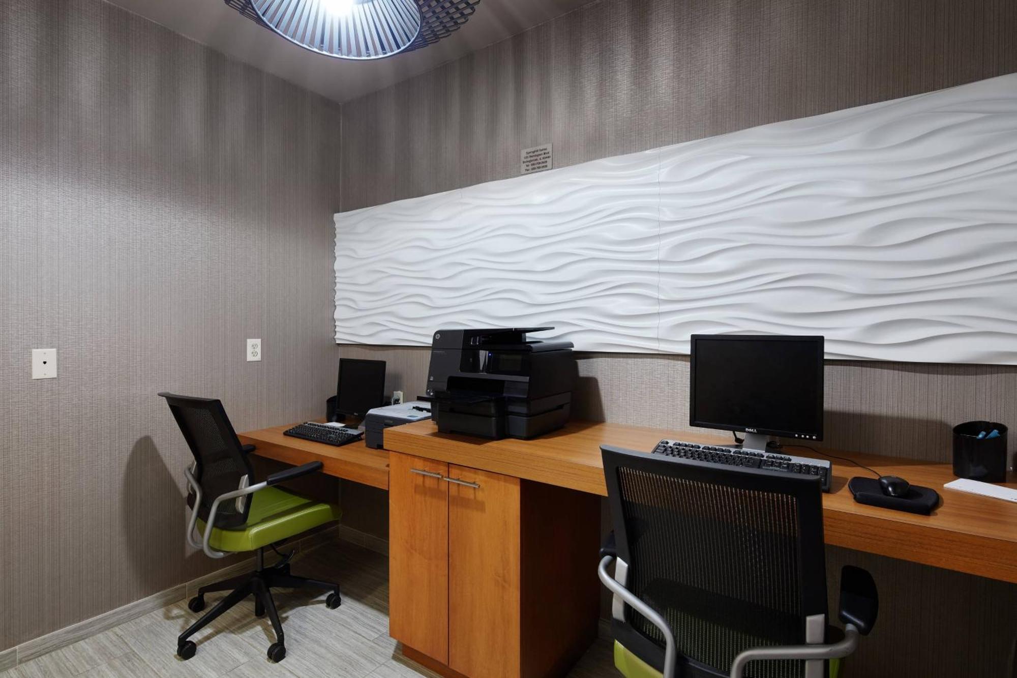 Hotel Springhill By Marriott Chicago 3*